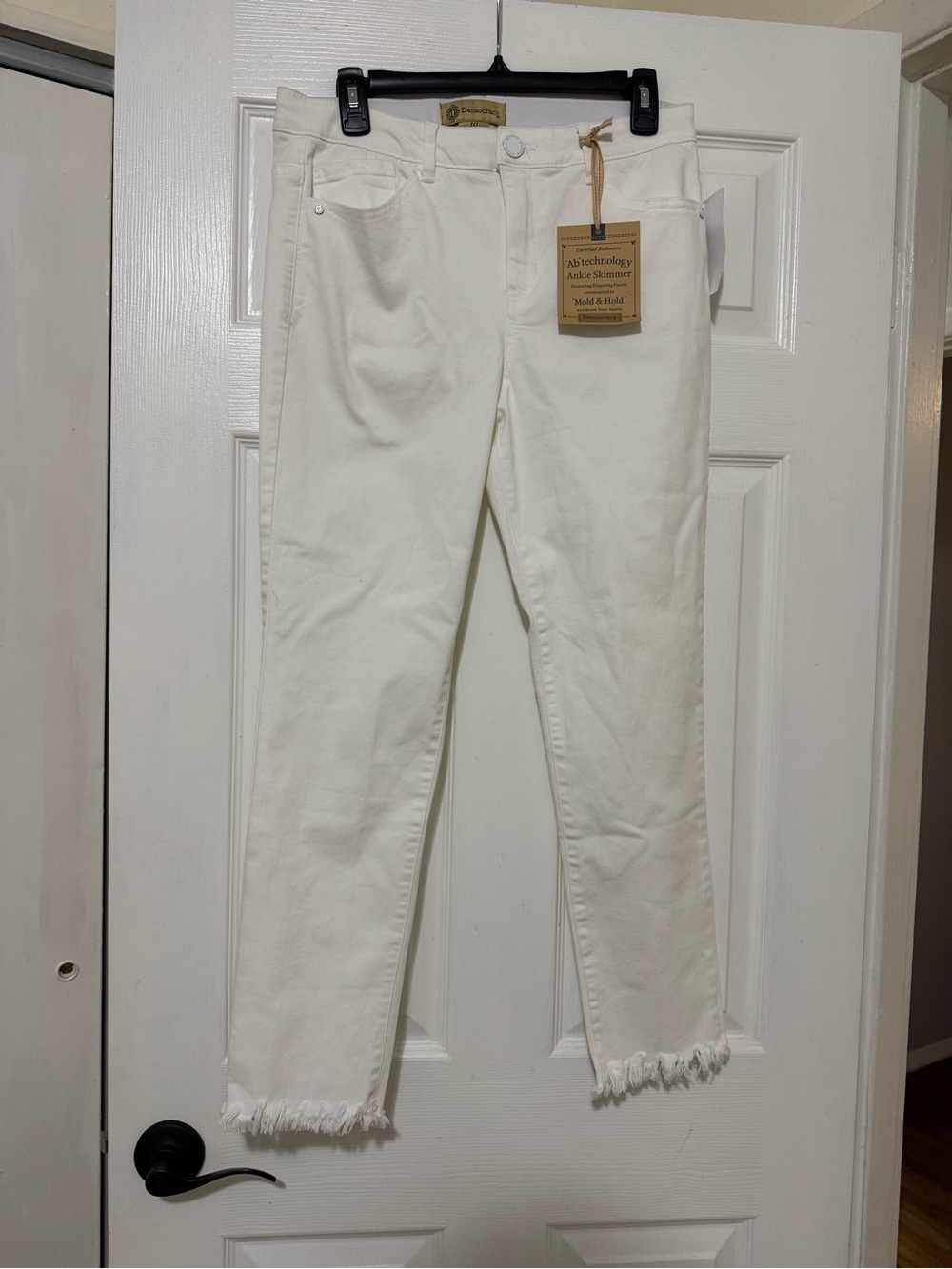 NWT Democracy Ab Tech White Jeans